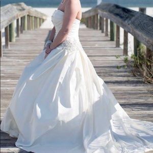 David’s Bridal Wedding Gown